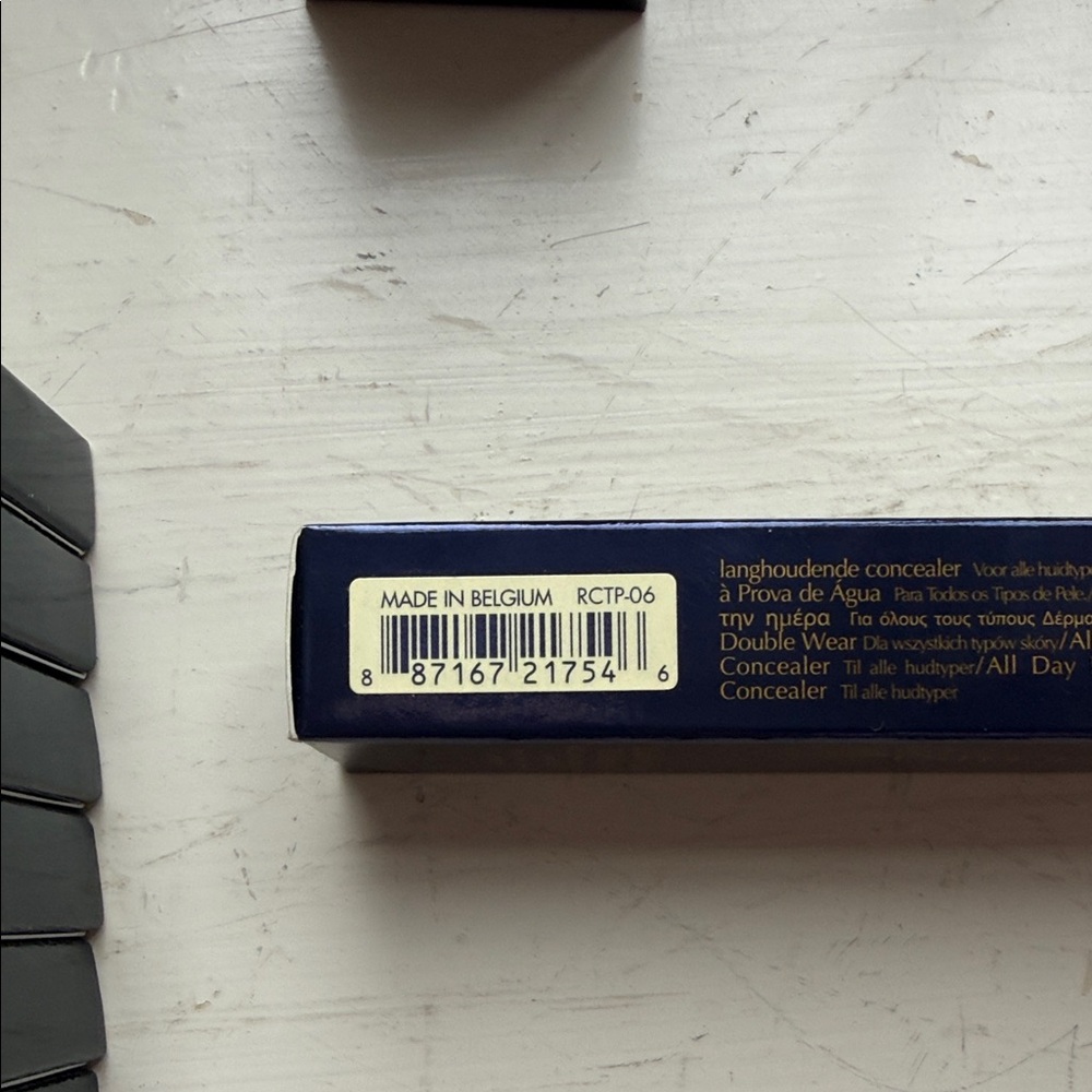 New large lot Bobbi Brown Concealer Kit Set with Estee Lauder concealers - Picture 5 of 5